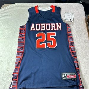 Under Armour Women’s Auburn Basketball Jersey Size Large #25